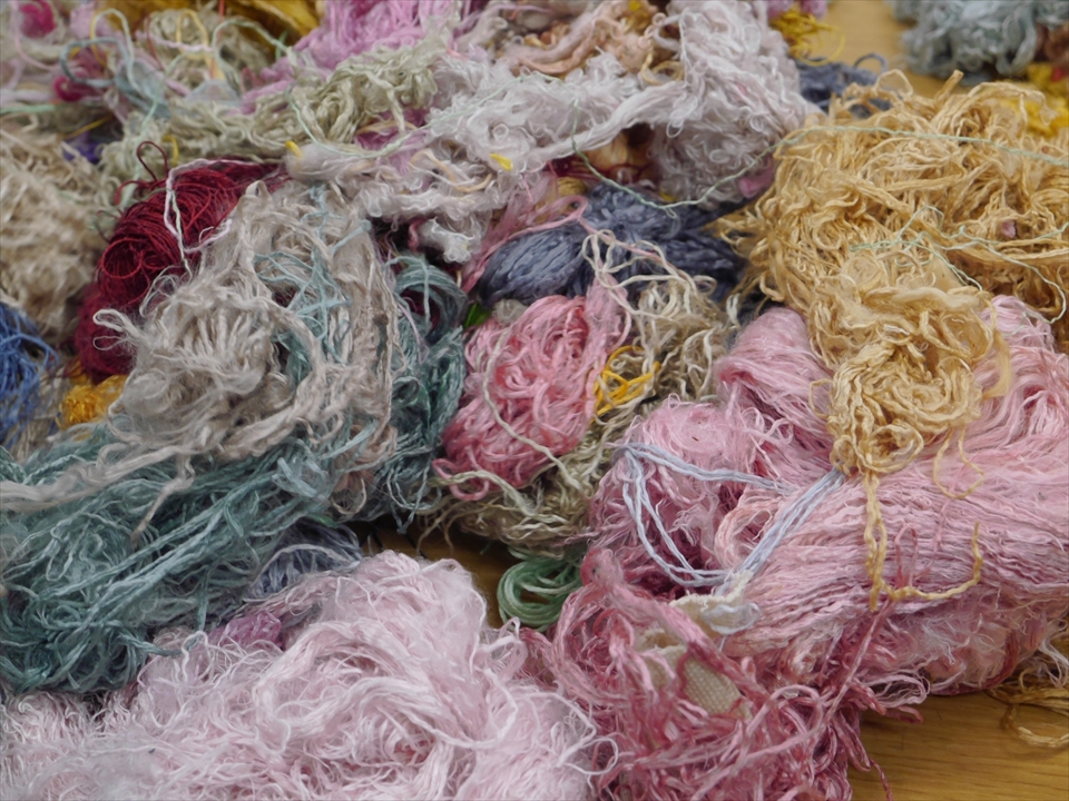 スザニ刺繍用の糸