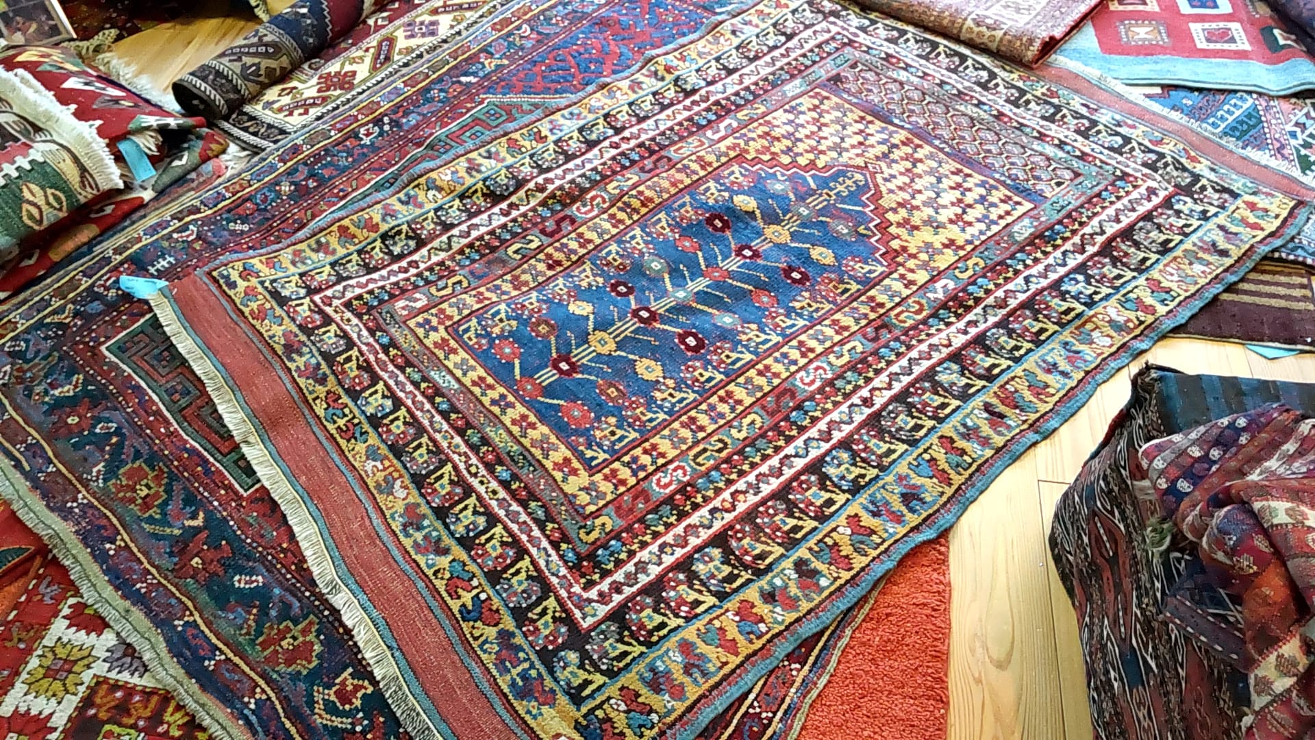 アンティークキリム